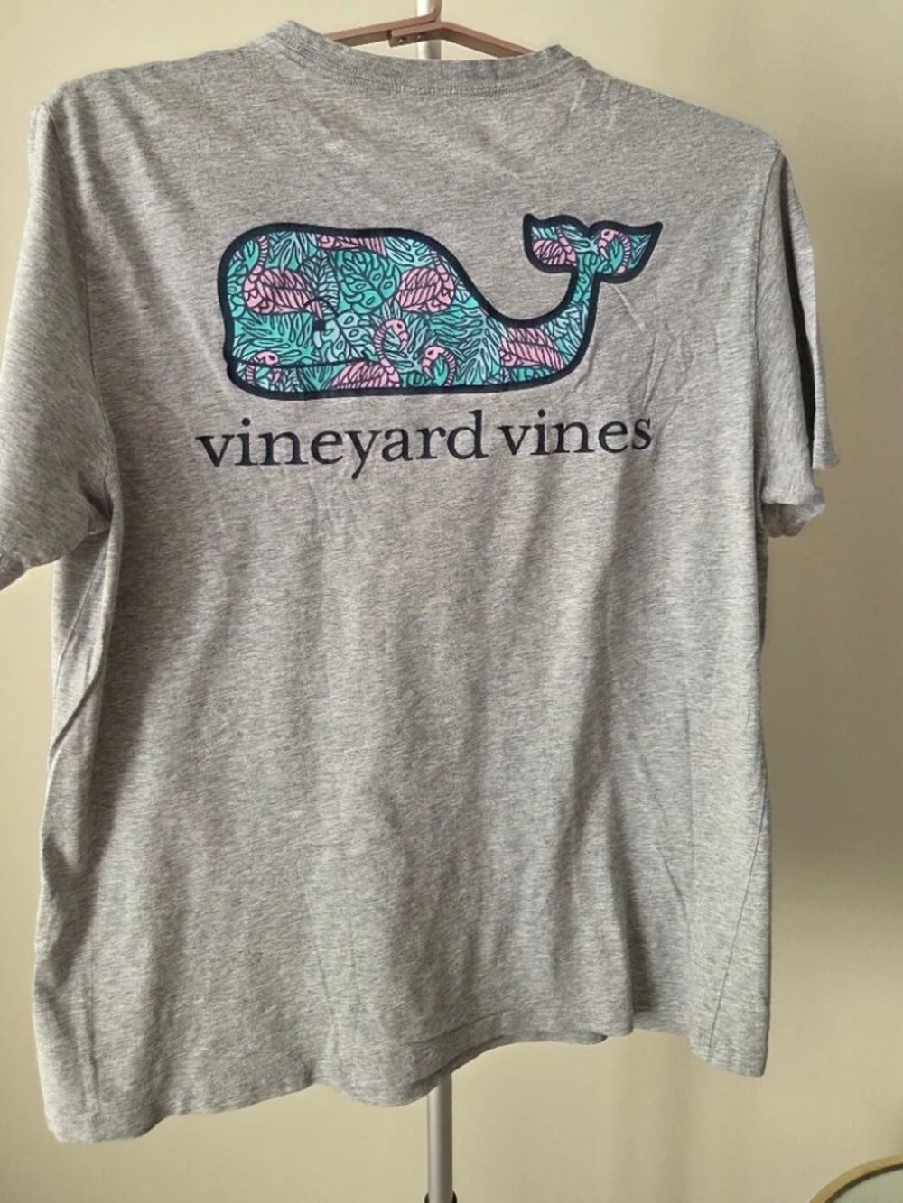 Vineyard Vines Gray T-Shirt with Pocket Logo